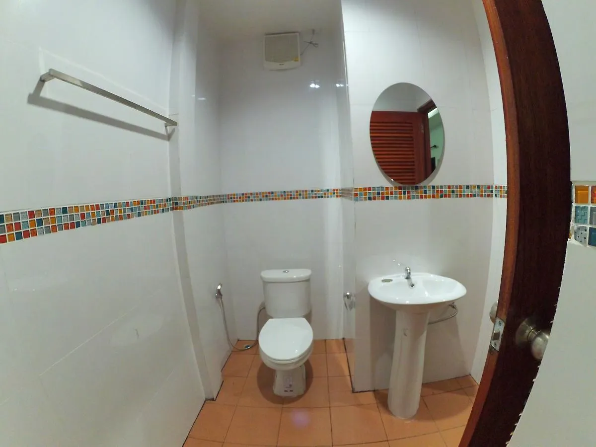 班瑞纳兰达酒店 Ko Lanta