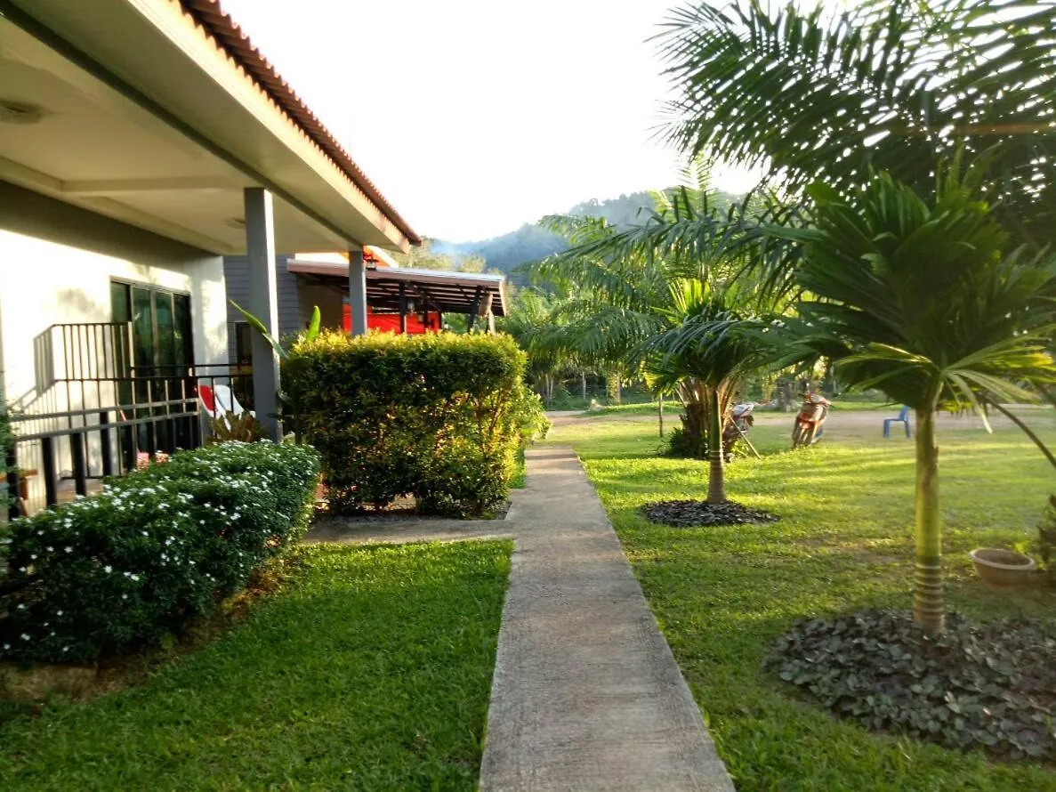 班瑞纳兰达酒店 Ko Lanta